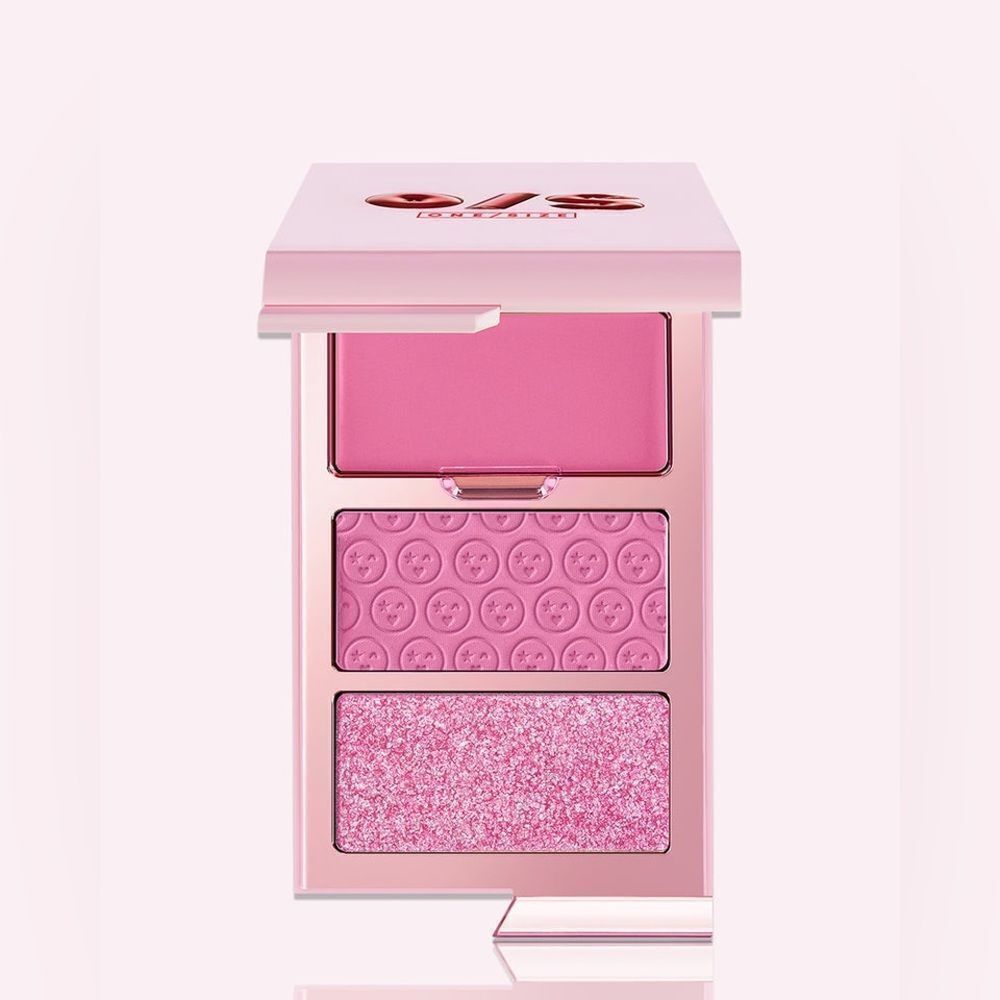One/Size NEW CHEEK CLAPPER 3D BLUSH TRIO PALETTE in Attention Seeker